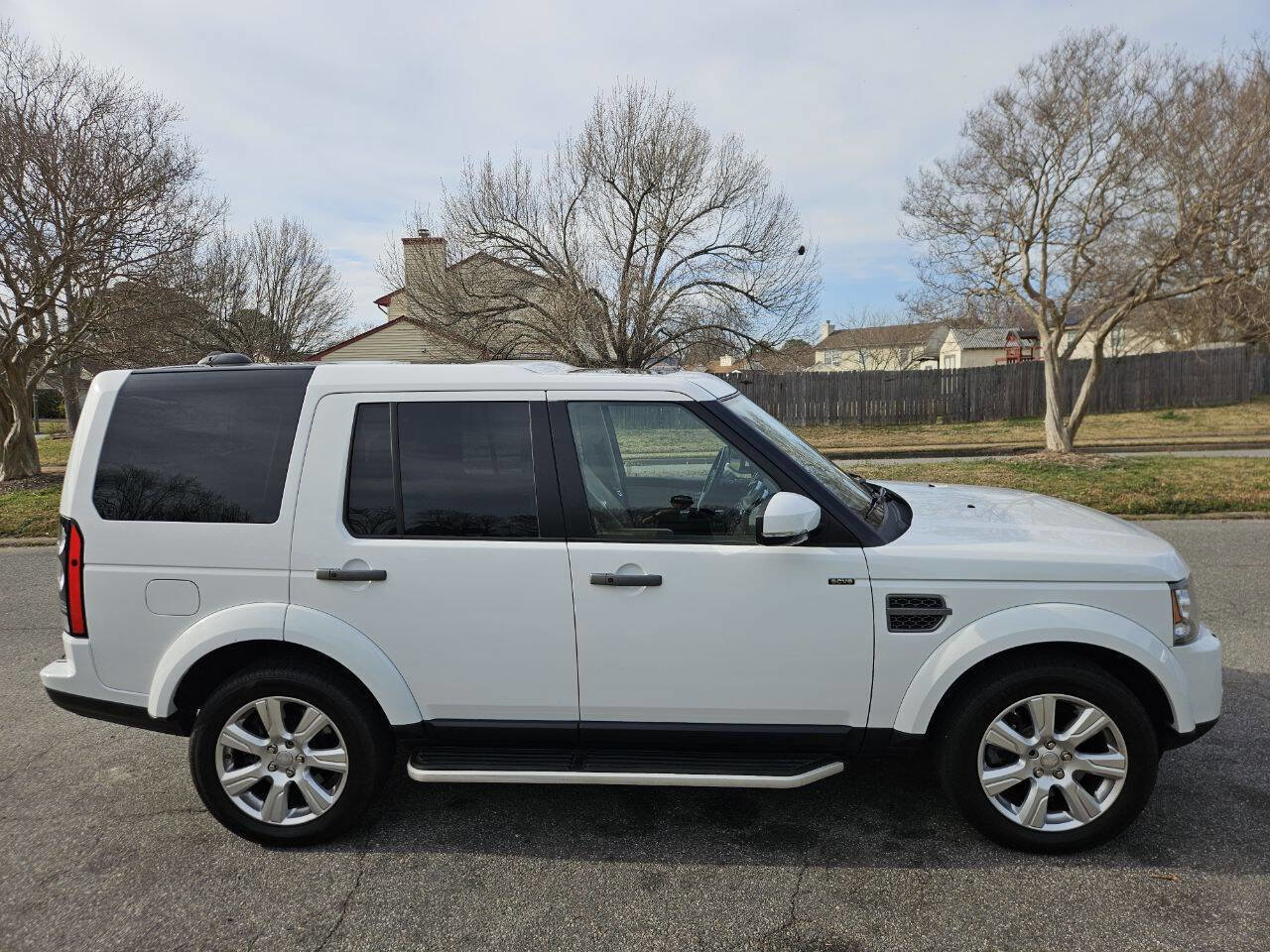 Used 2016 Land Rover LR4 HSE Silver Edition AWD/4WD image 7