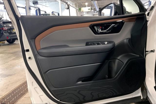 Used 2025 Subaru Forester Sport image 23