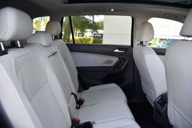 Used 2018 Volkswagen Tiguan SEL image 26