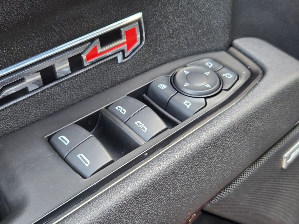 Used 2025 GMC Sierra 1500 AT4 w/ AT4 Premium Package image 12