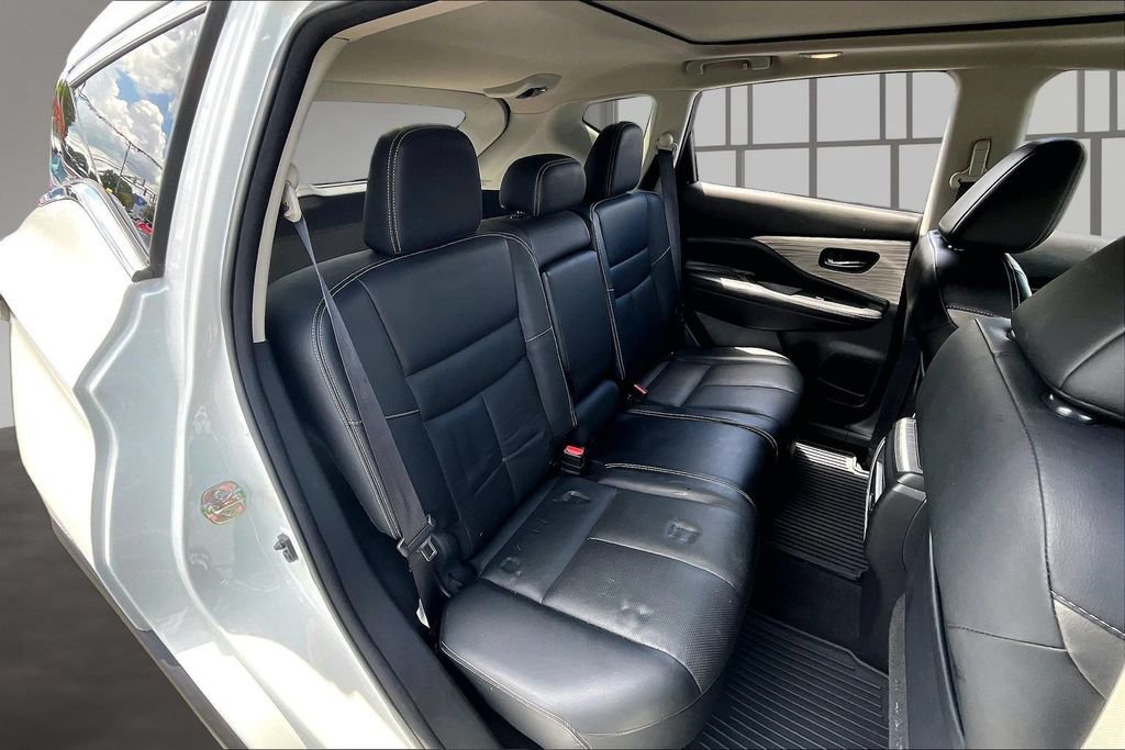 Used 2017 Nissan Murano Platinum w/ Platinum Technology Package FWD image 27