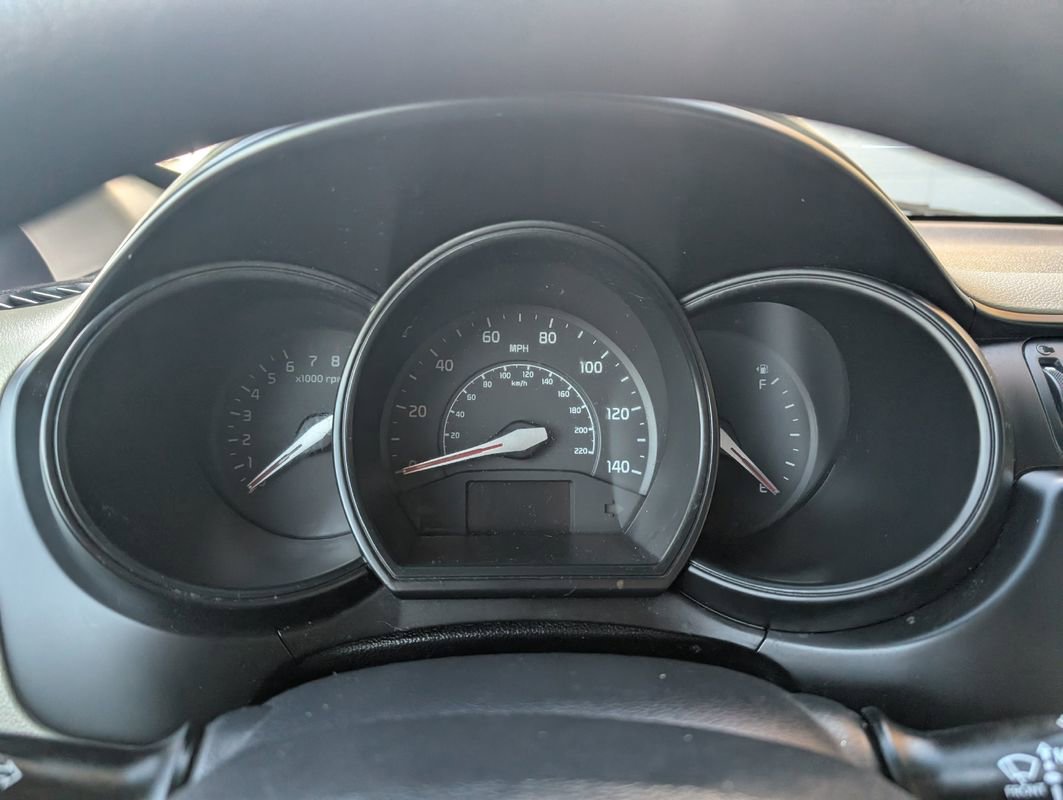 Used 2013 Kia Rio LX image 29