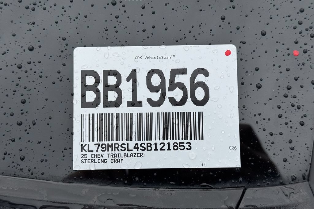 Used 2025 Chevrolet TrailBlazer LT AWD/4WD image 28