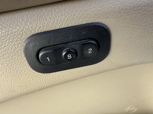 Used 2020 Jeep Grand Cherokee Overland image 20