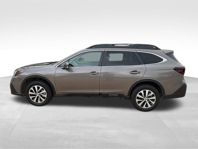 Used 2021 Subaru Outback Premium image 8