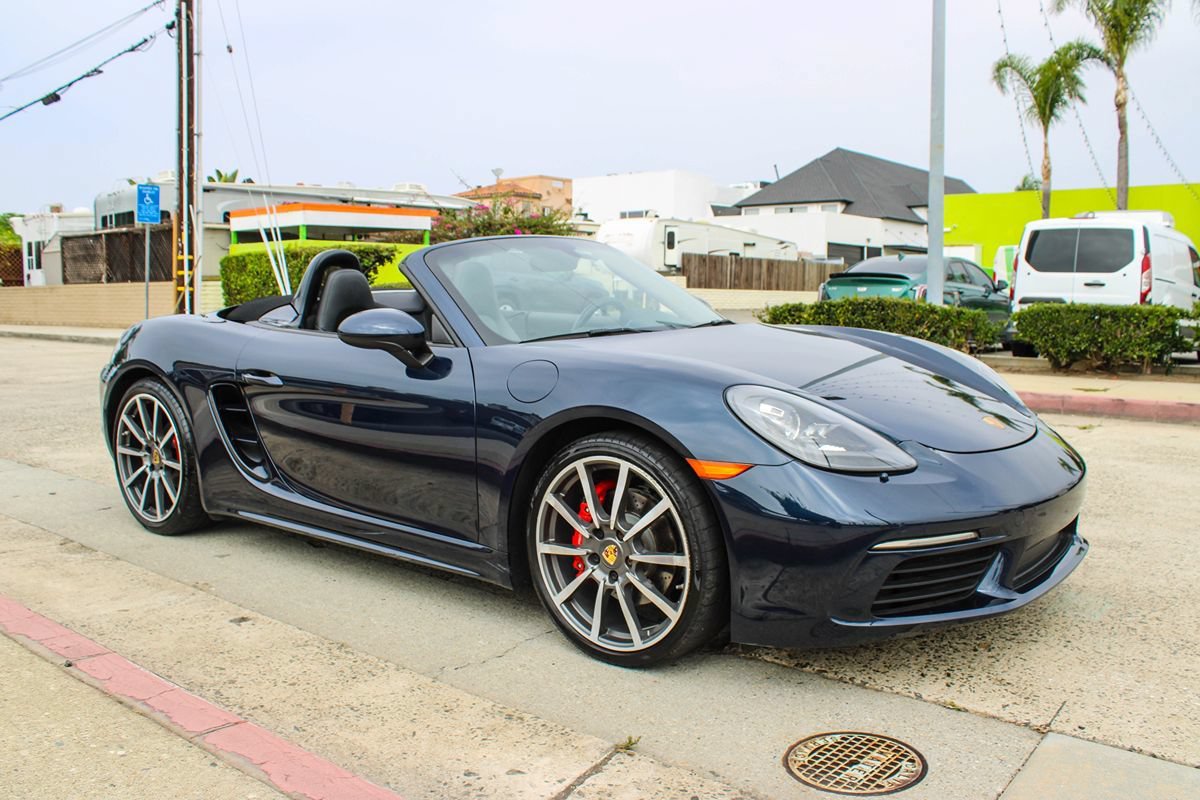 Used 2018 Porsche 718 Boxster S RWD image 8
