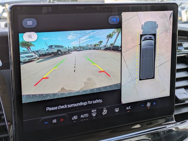 Used 2023 Ford Transit 350 XLT image 23