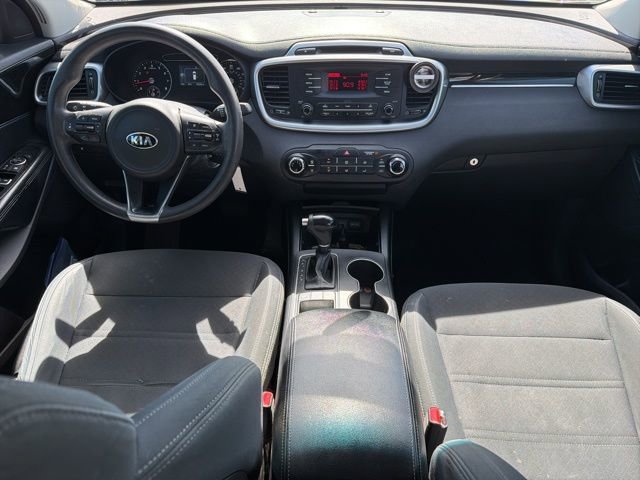 Used 2017 Kia Sorento L FWD image 8