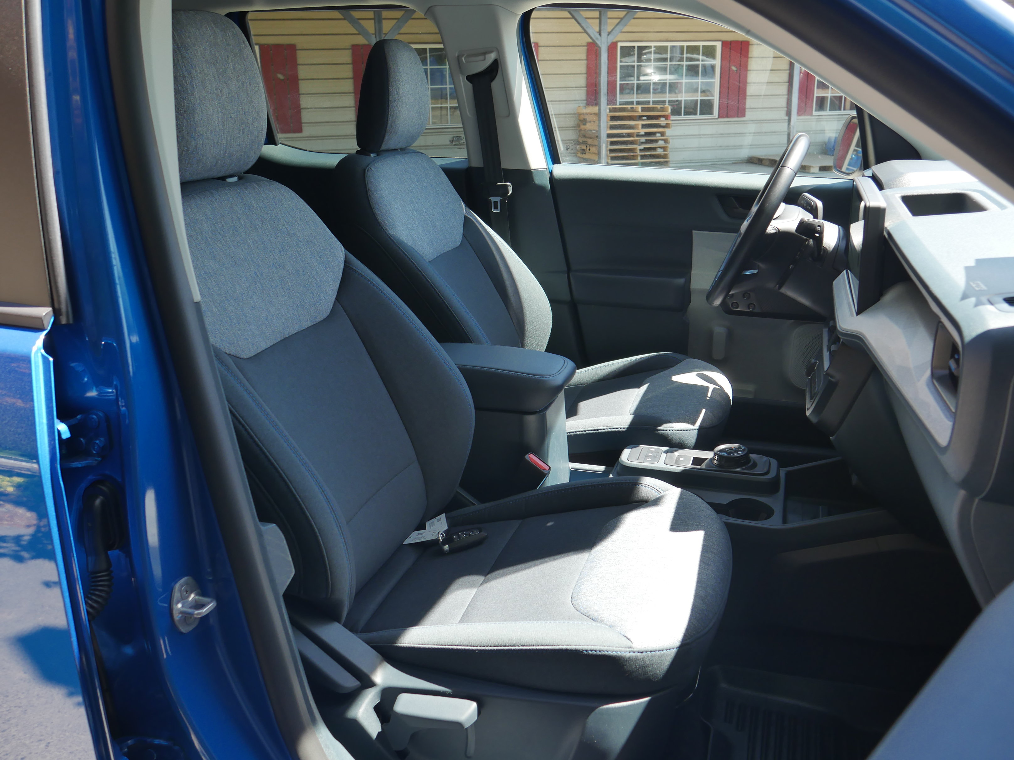 Certified 2025 Ford Maverick XLT w/ XLT Luxury Package AWD/4WD image 27