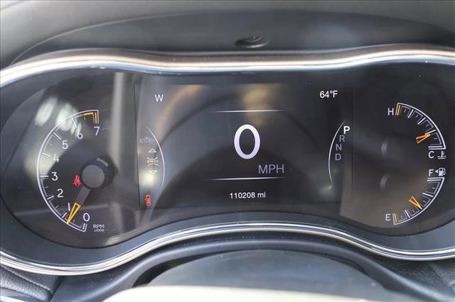 Used 2017 Jeep Grand Cherokee Overland AWD/4WD image 15