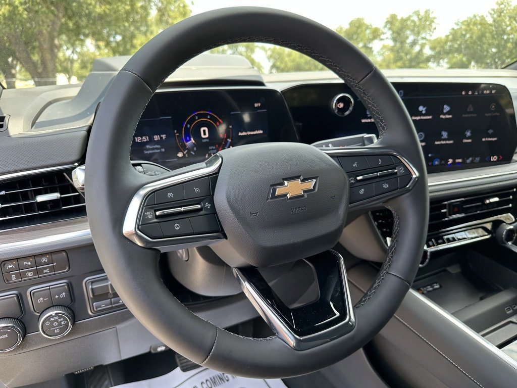 New 2026 Chevrolet Suburban Premier image 28