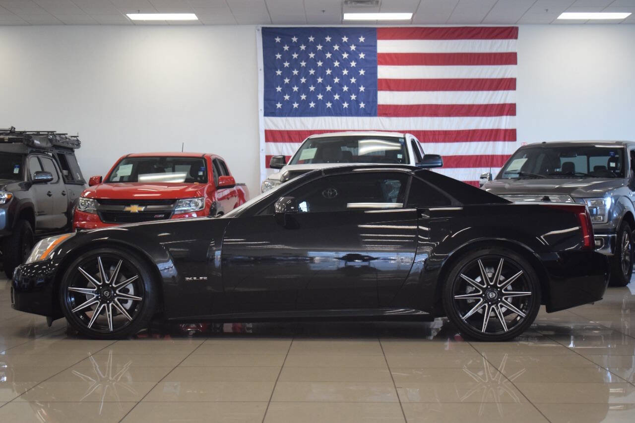 Used 2005 Cadillac XLR Base 2dr Roadster image 43