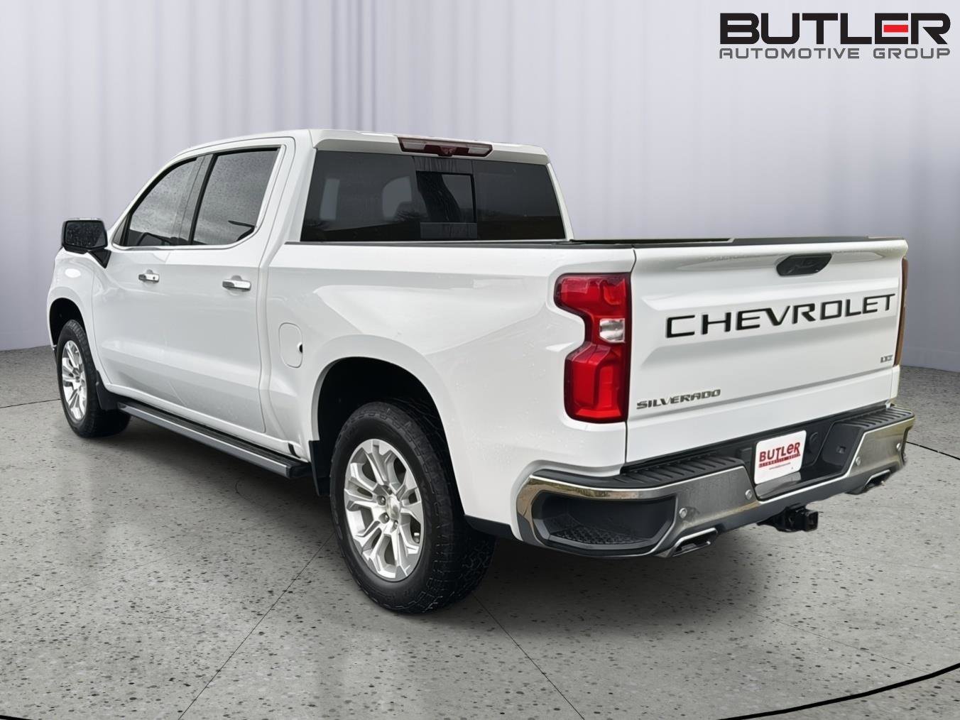 Used 2023 Chevrolet Silverado 1500 LTZ w/ Technology Package image 4