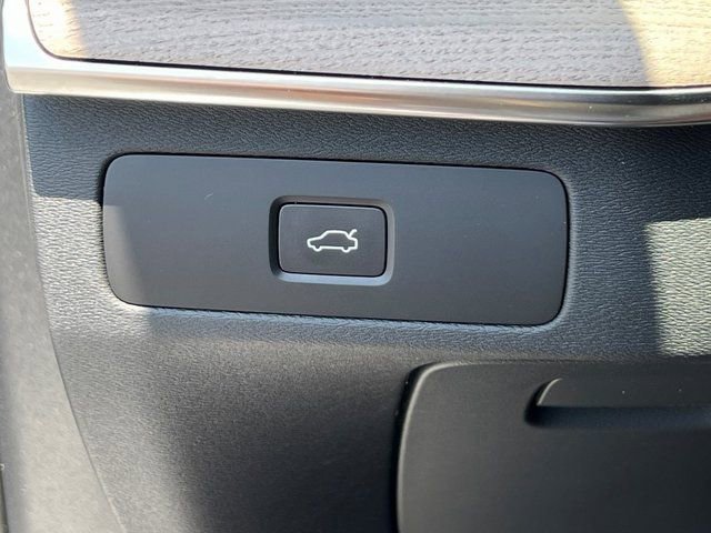 New 2026 Volvo XC90 B5 Ultra w/ Lounge Package AWD/4WD image 31