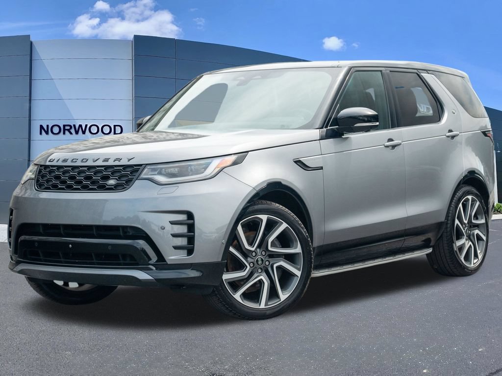 Used 2024 Land Rover Discovery Dynamic SE AWD/4WD image 1