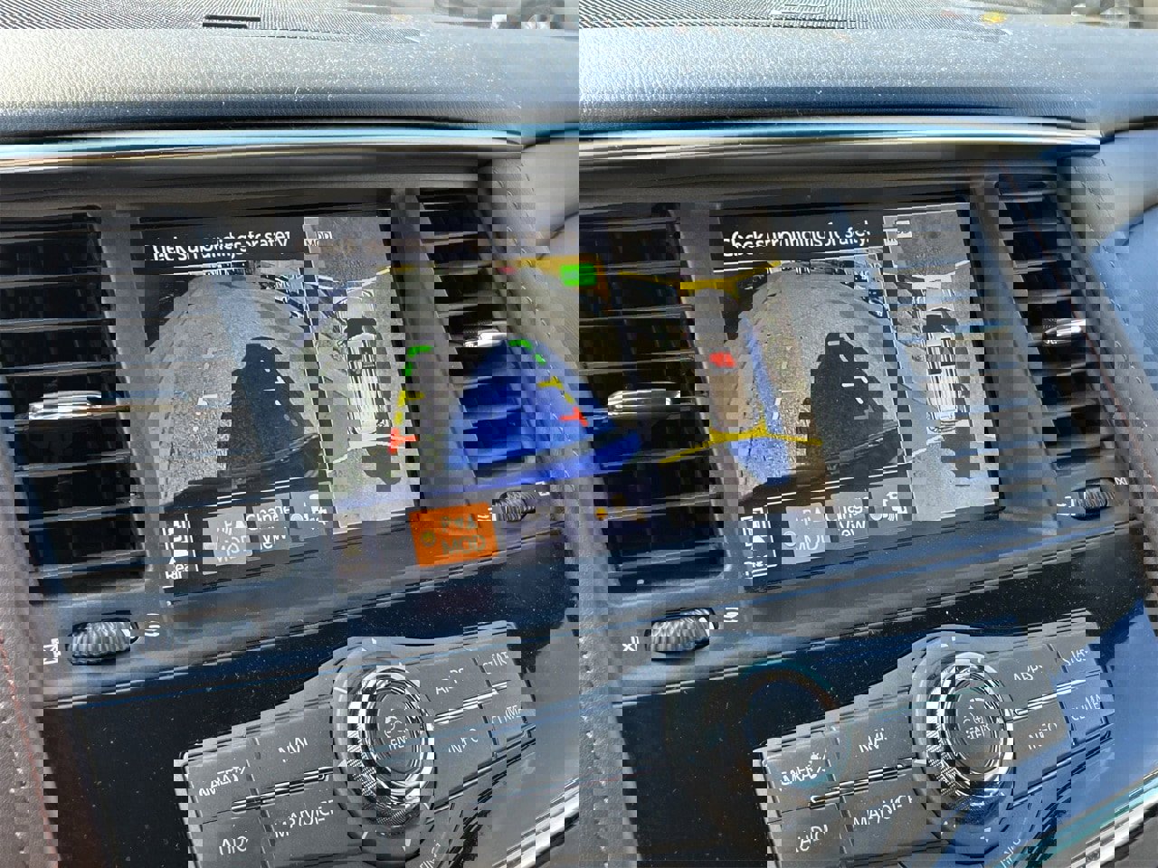 Used 2020 Nissan Armada Platinum w/ Platinum Reserve Package image 9