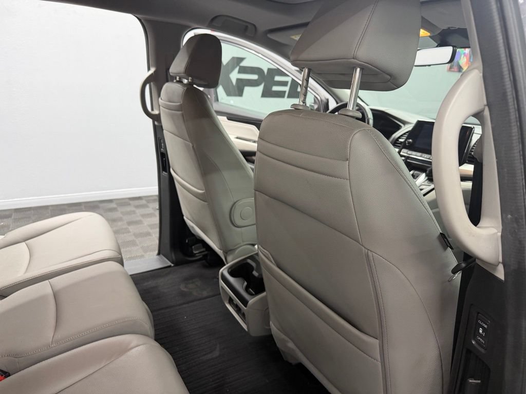 Used 2018 Honda Odyssey Elite image 43