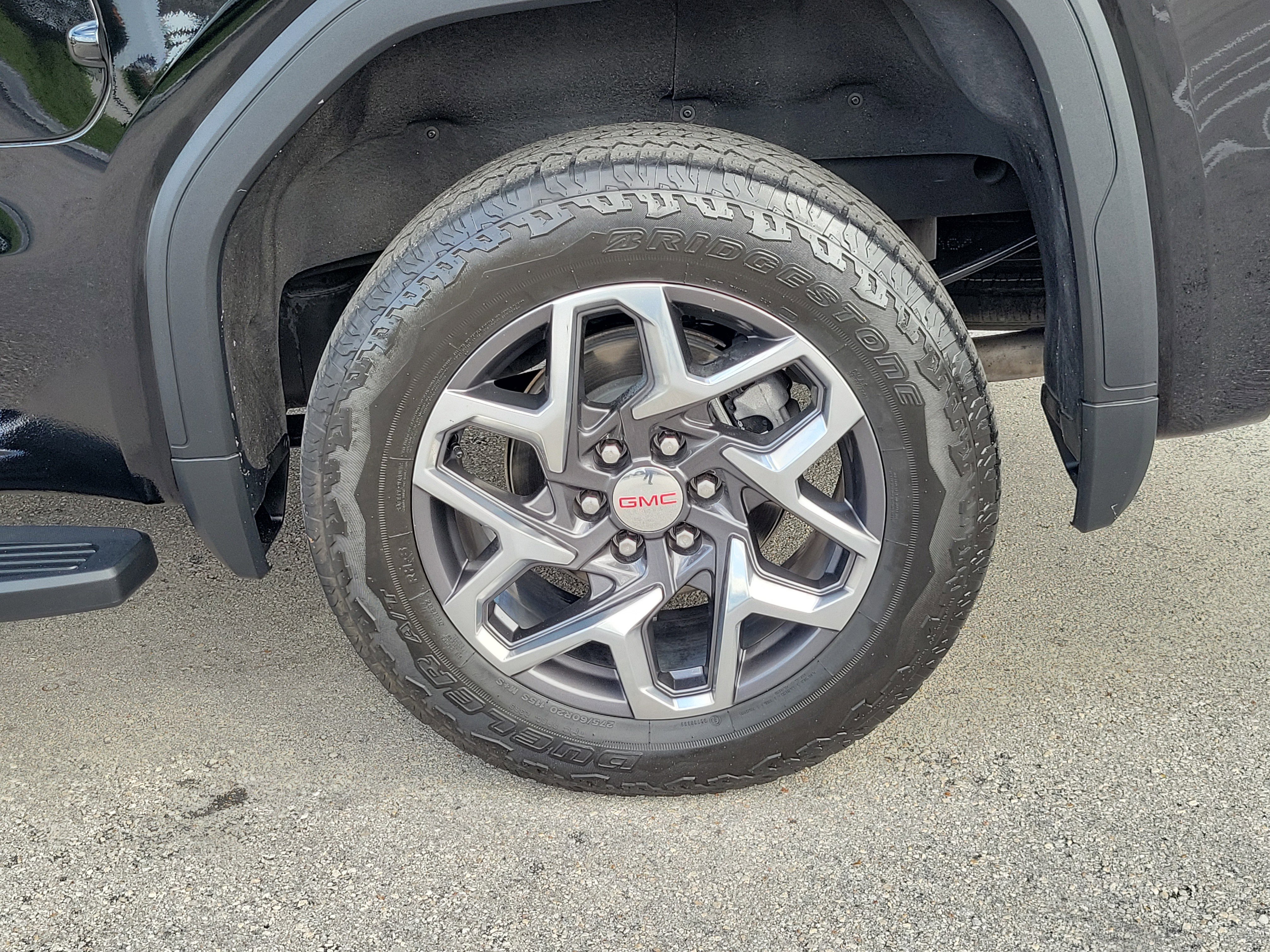 Used 2024 GMC Sierra 1500 SLT w/ SLT Premium Plus Package image 24