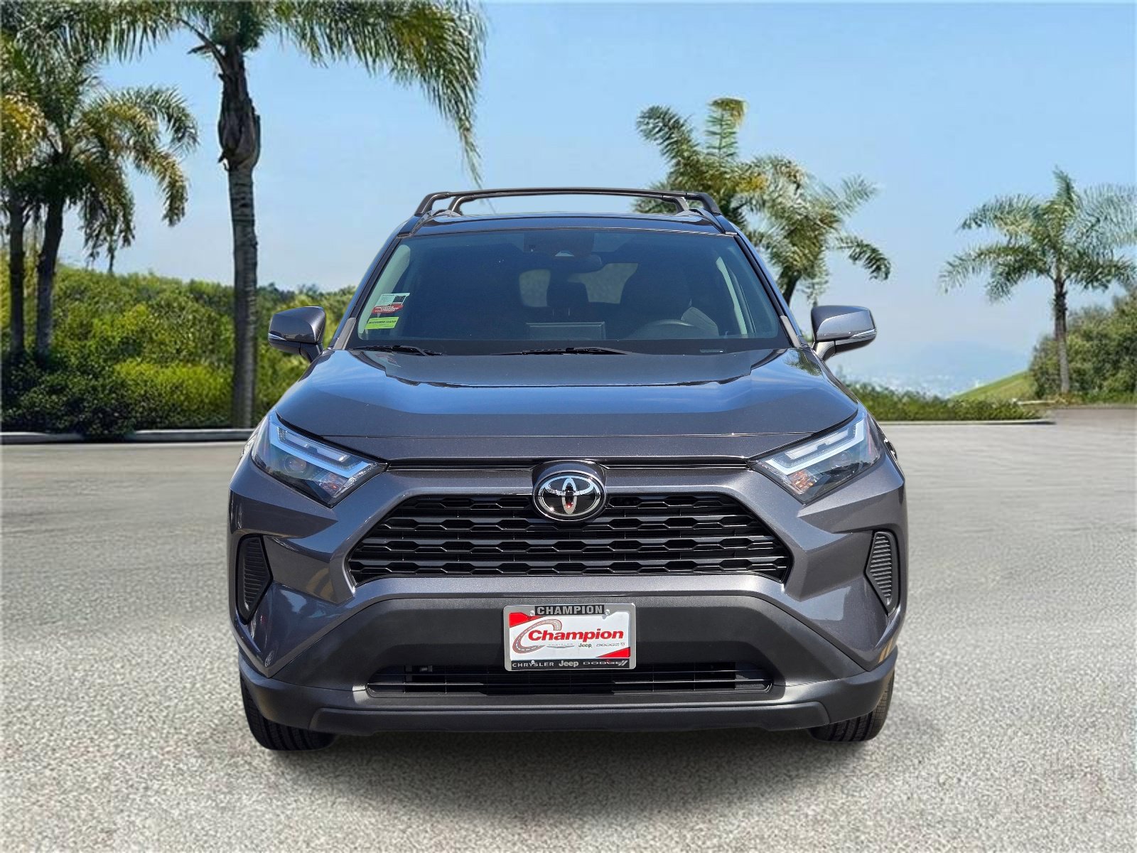 Used 2023 Toyota RAV4 XLE w/ Convenience Package FWD image 3