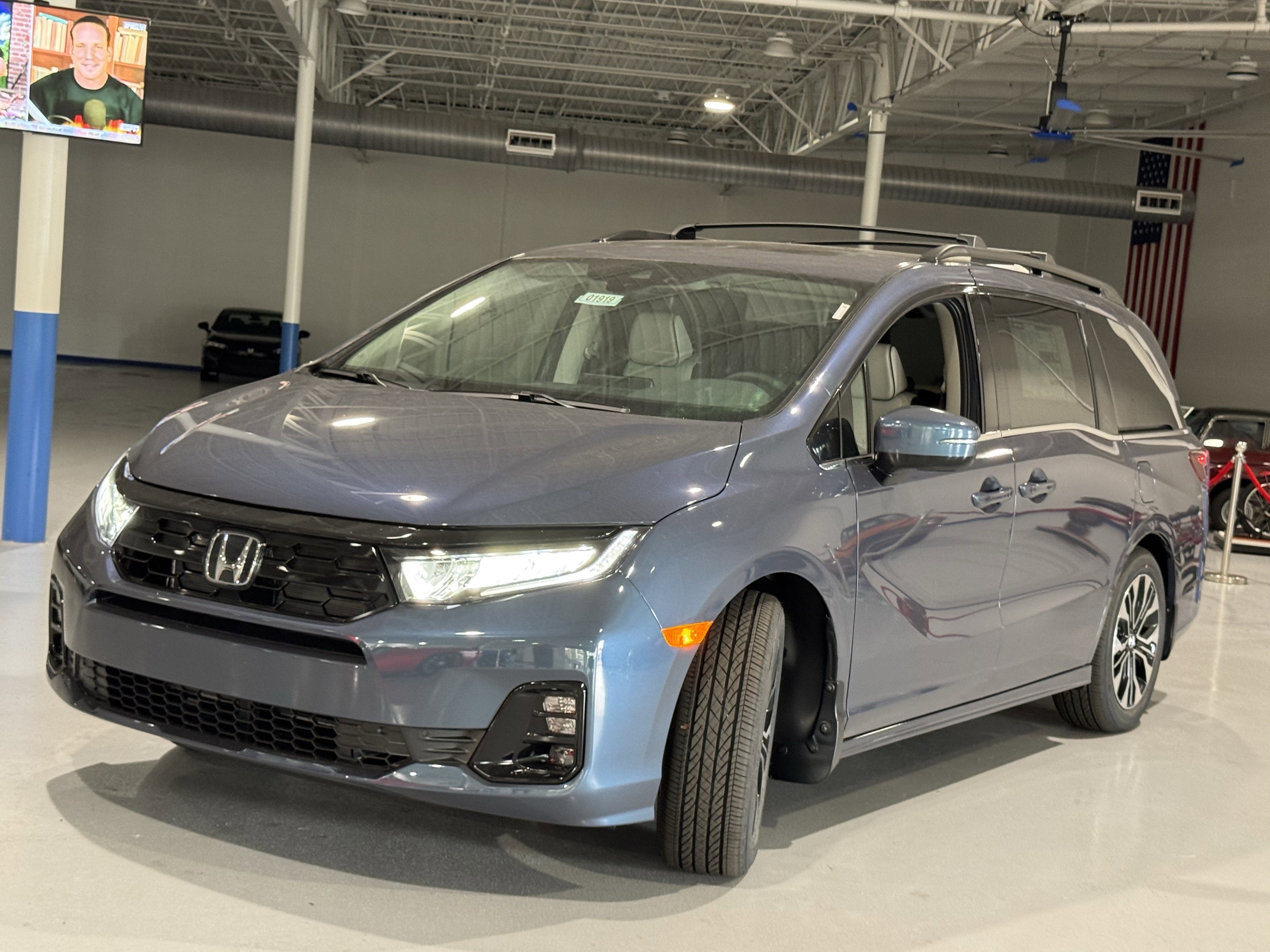 New 2026 Honda Odyssey Elite image 17