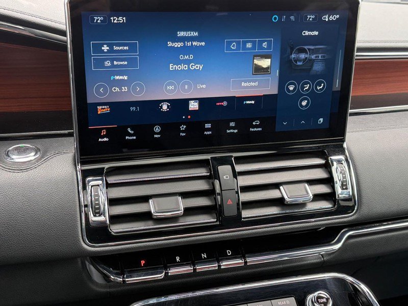 Certified 2024 Lincoln Navigator Reserve AWD/4WD image 16