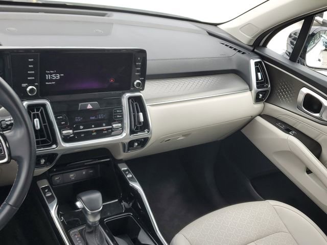 Certified 2023 Kia Sorento SX image 14