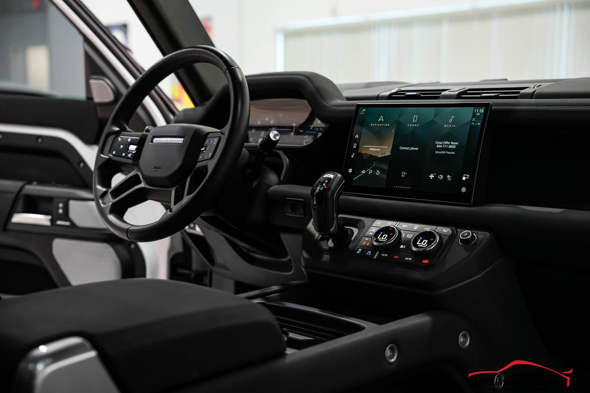 Used 2023 Land Rover Defender 130 X-Dynamic SE image 67