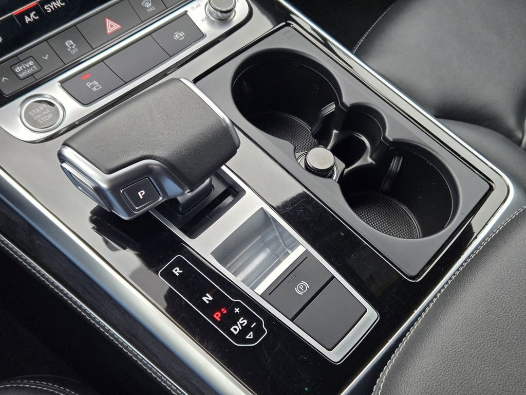 Used 2025 Audi Q7 3.0T Premium Plus image 24