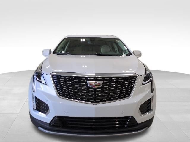 Used 2024 Cadillac XT5 Premium Luxury AWD/4WD image 4