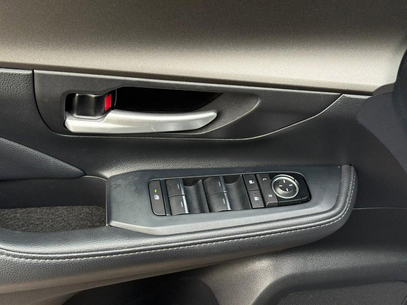 Certified 2024 Toyota Grand Highlander AWD image 19