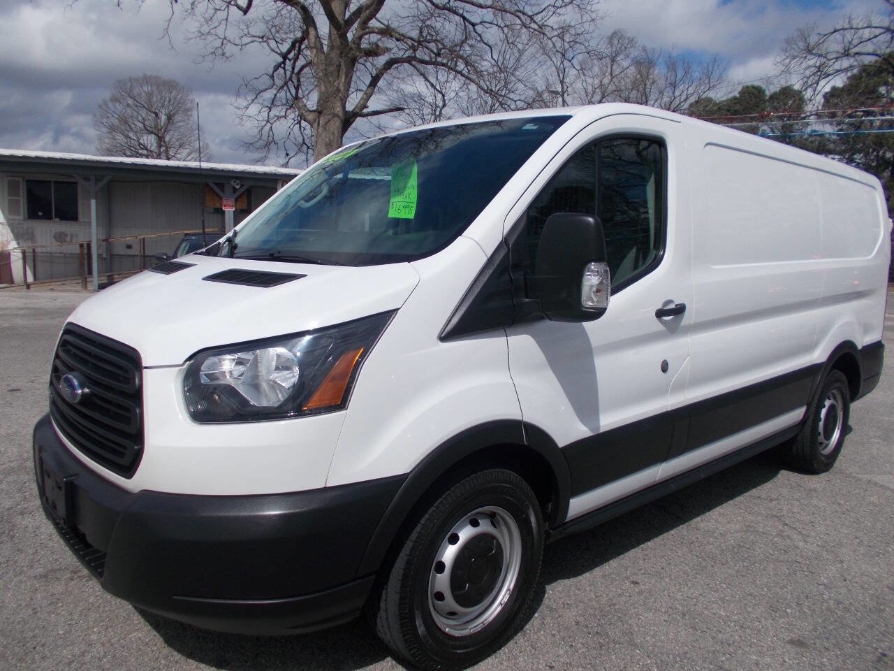 Used 2019 Ford Transit 150 130 Low Roof RWD image 1