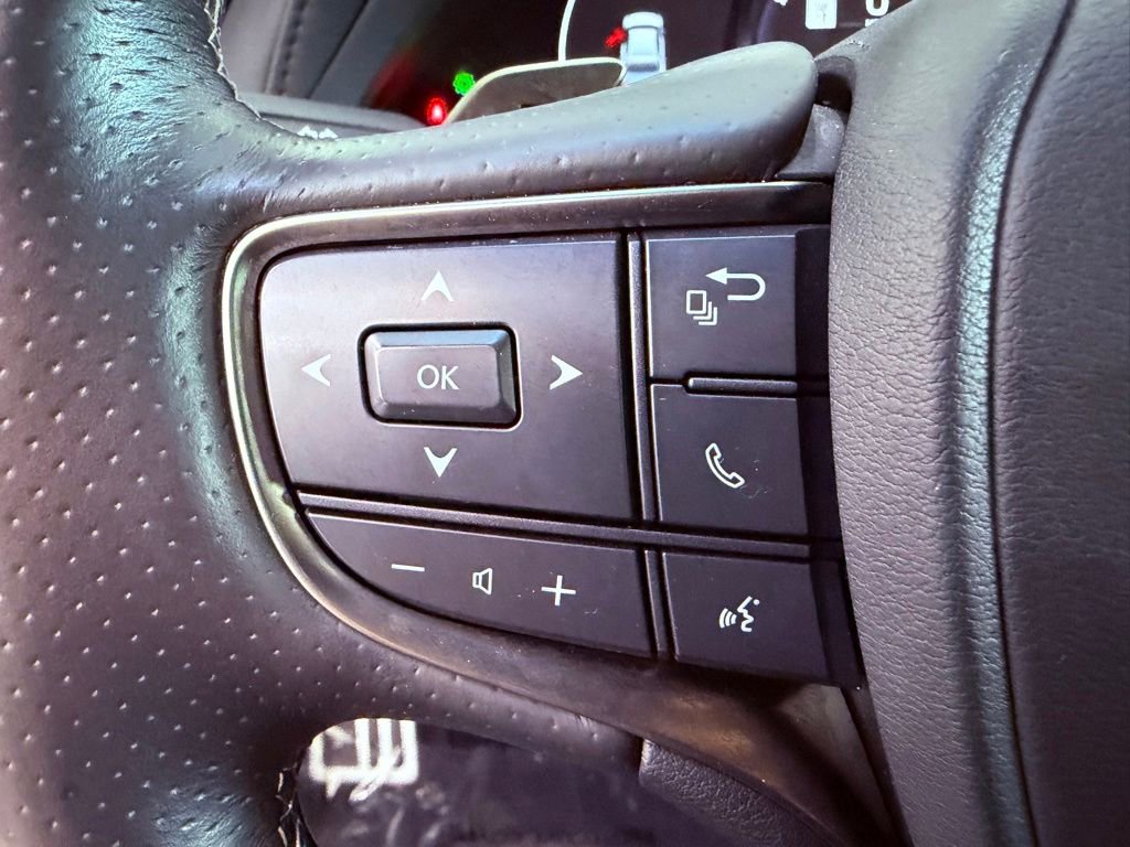 Certified 2023 Lexus LS 500 F Sport w/ Accessory Package (Z2) AWD/4WD image 22