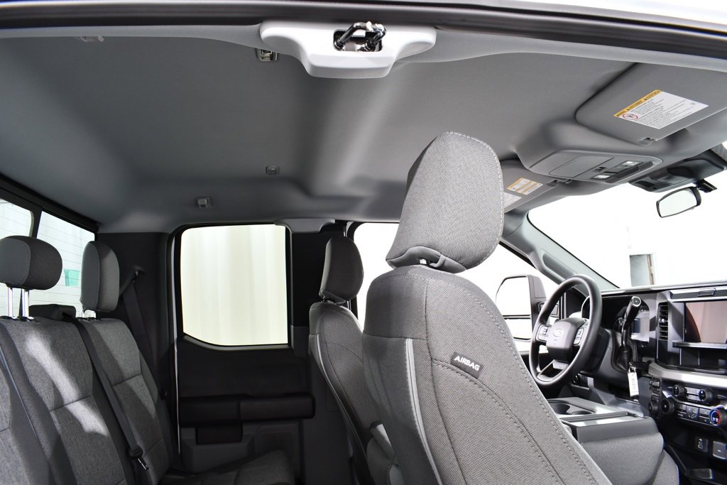 New 2026 Ford F250 XL w/ XL Chrome Package image 18