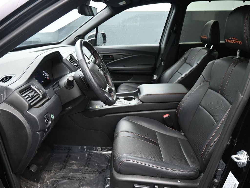 Used 2024 Honda Passport TrailSport image 32