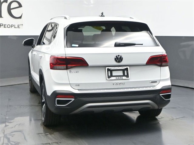 Used 2023 Volkswagen Taos SE w/ Panoramic Sunroof Package image 35