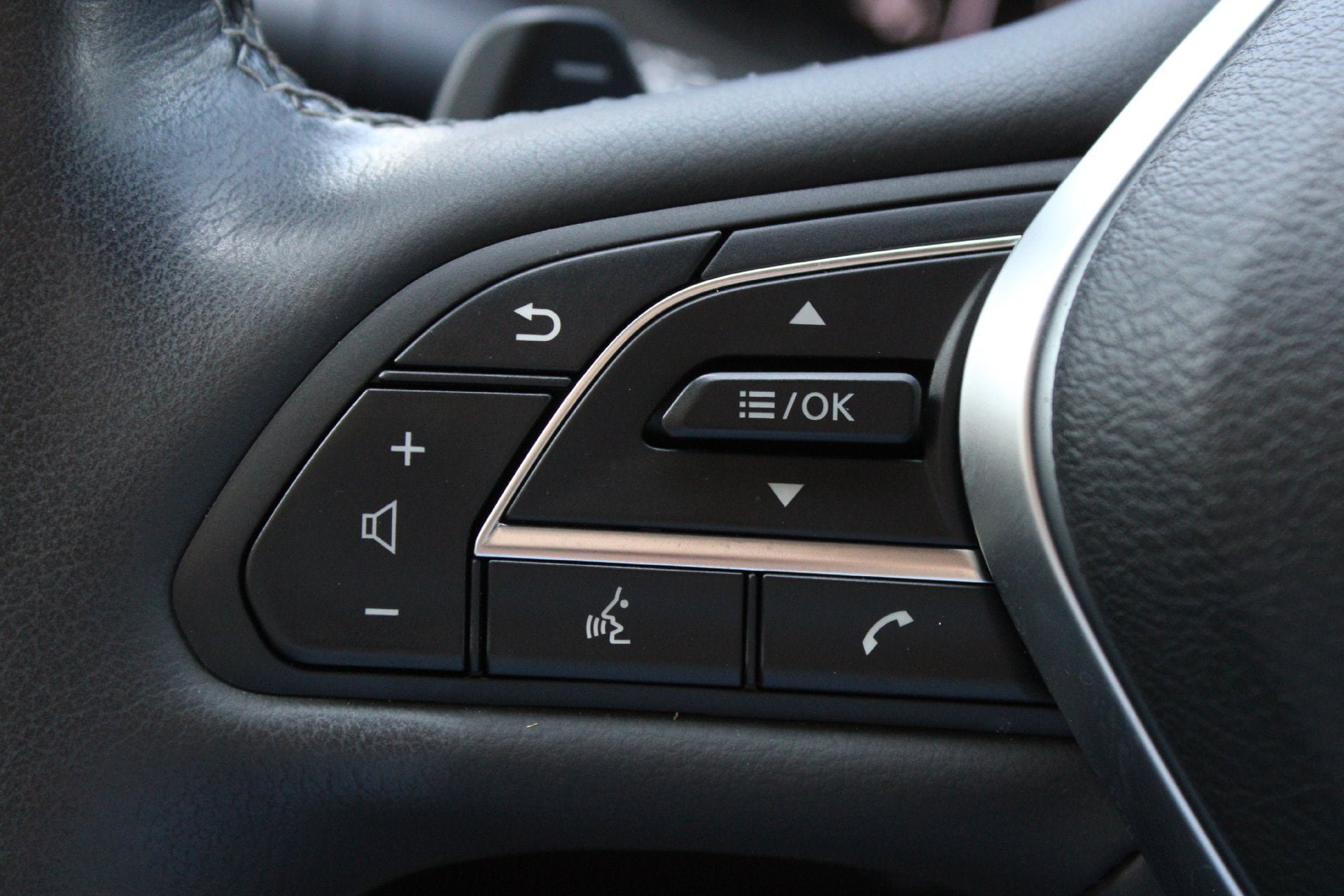 Used 2023 INFINITI QX55 Essential AWD/4WD image 29
