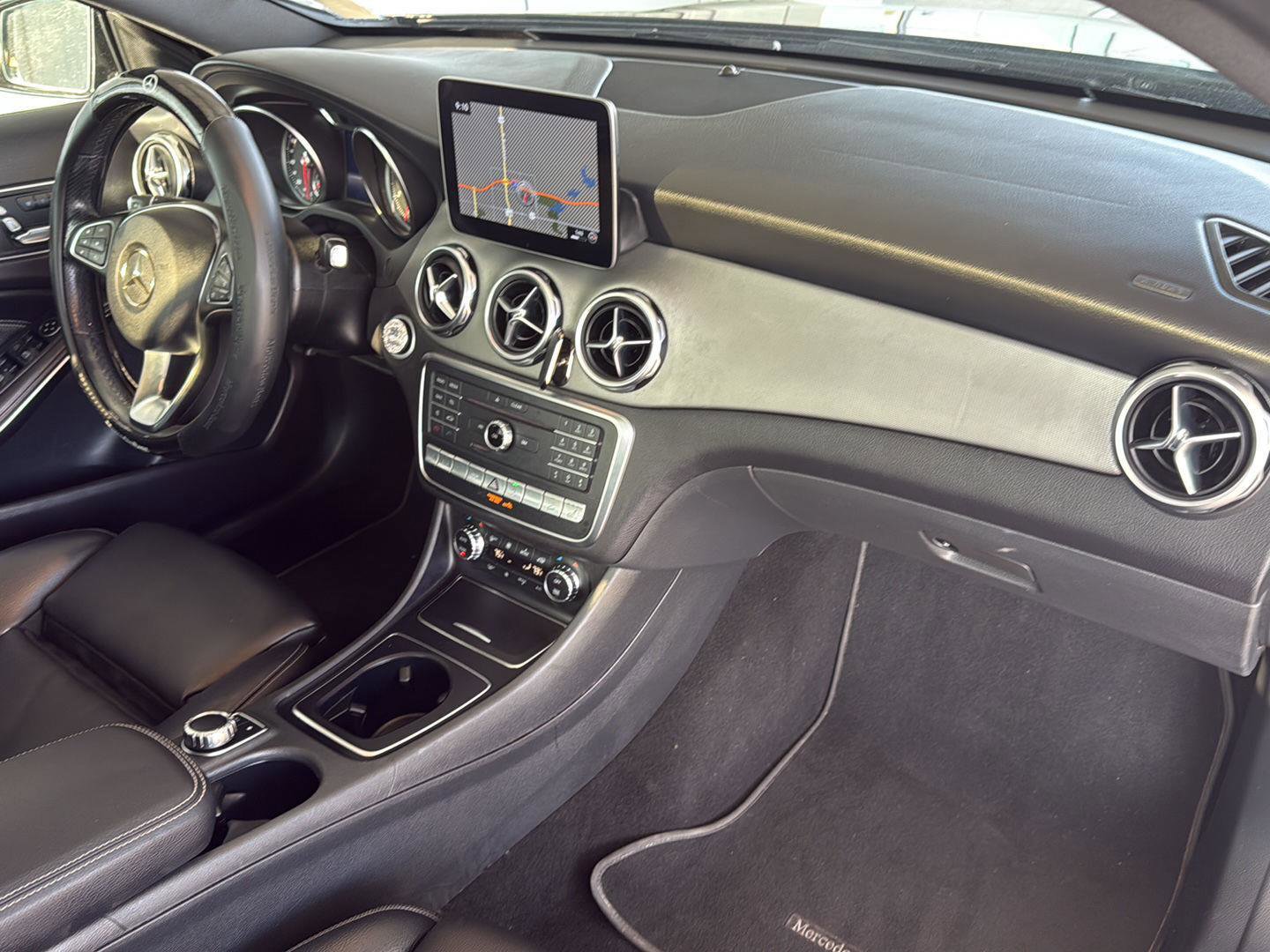 Used 2019 Mercedes-Benz GLA 250 4MATIC w/ Multimedia Package image 34
