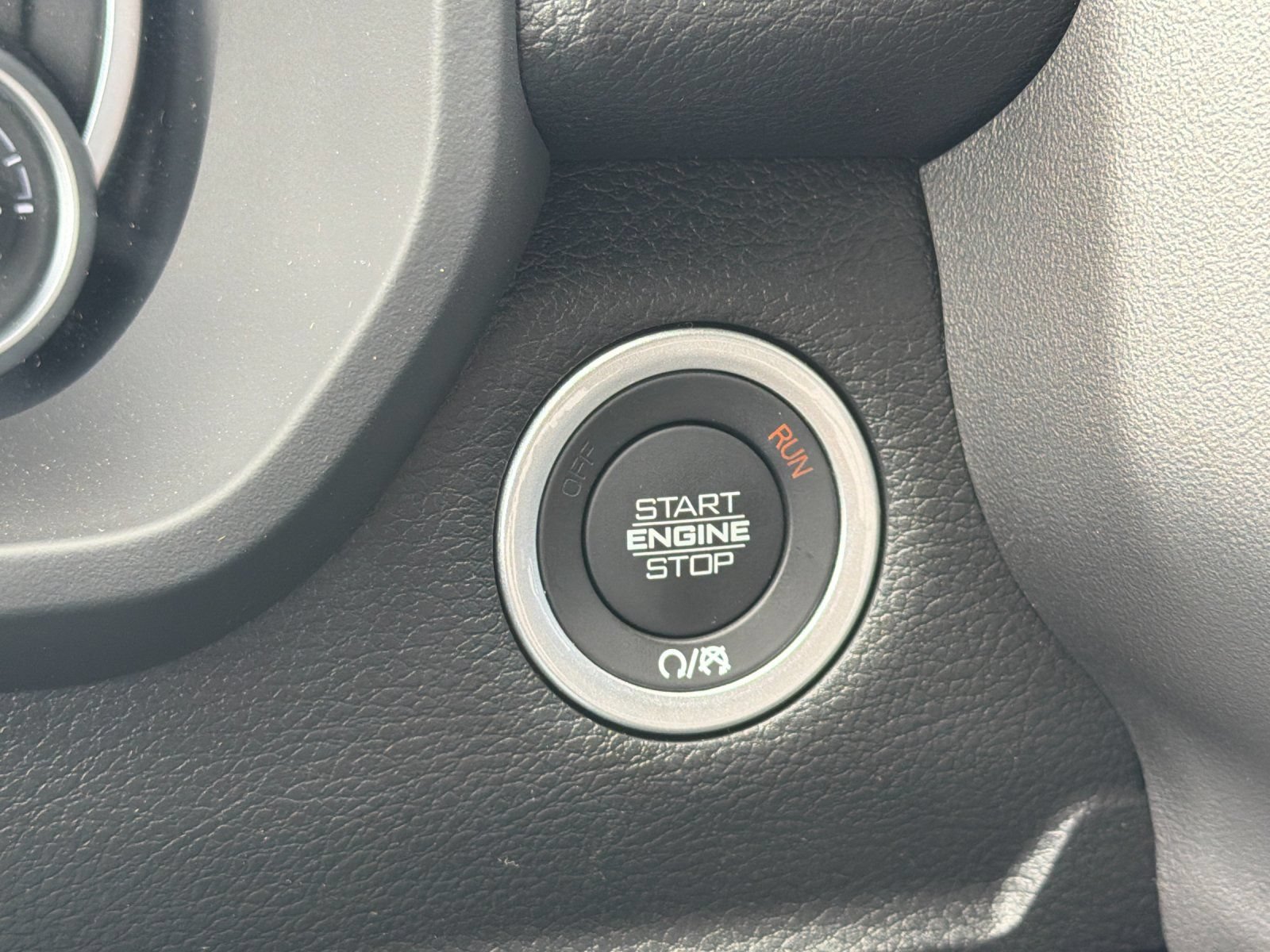 New 2026 RAM 1500 Express AWD/4WD image 21
