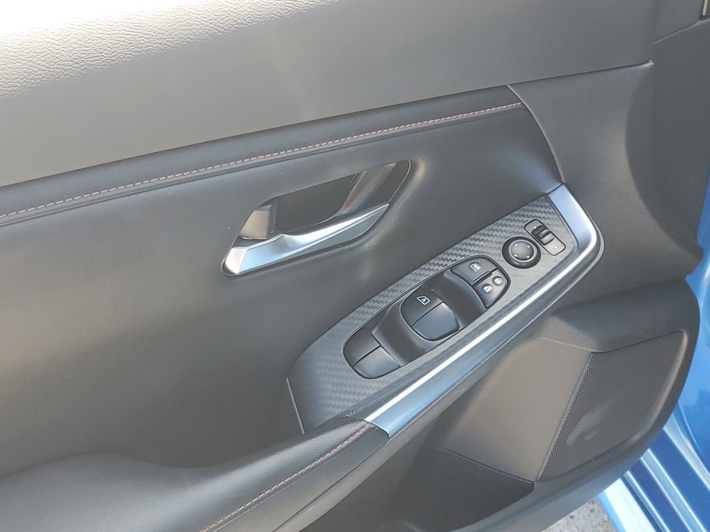 Certified 2021 Nissan Sentra SR FWD image 25