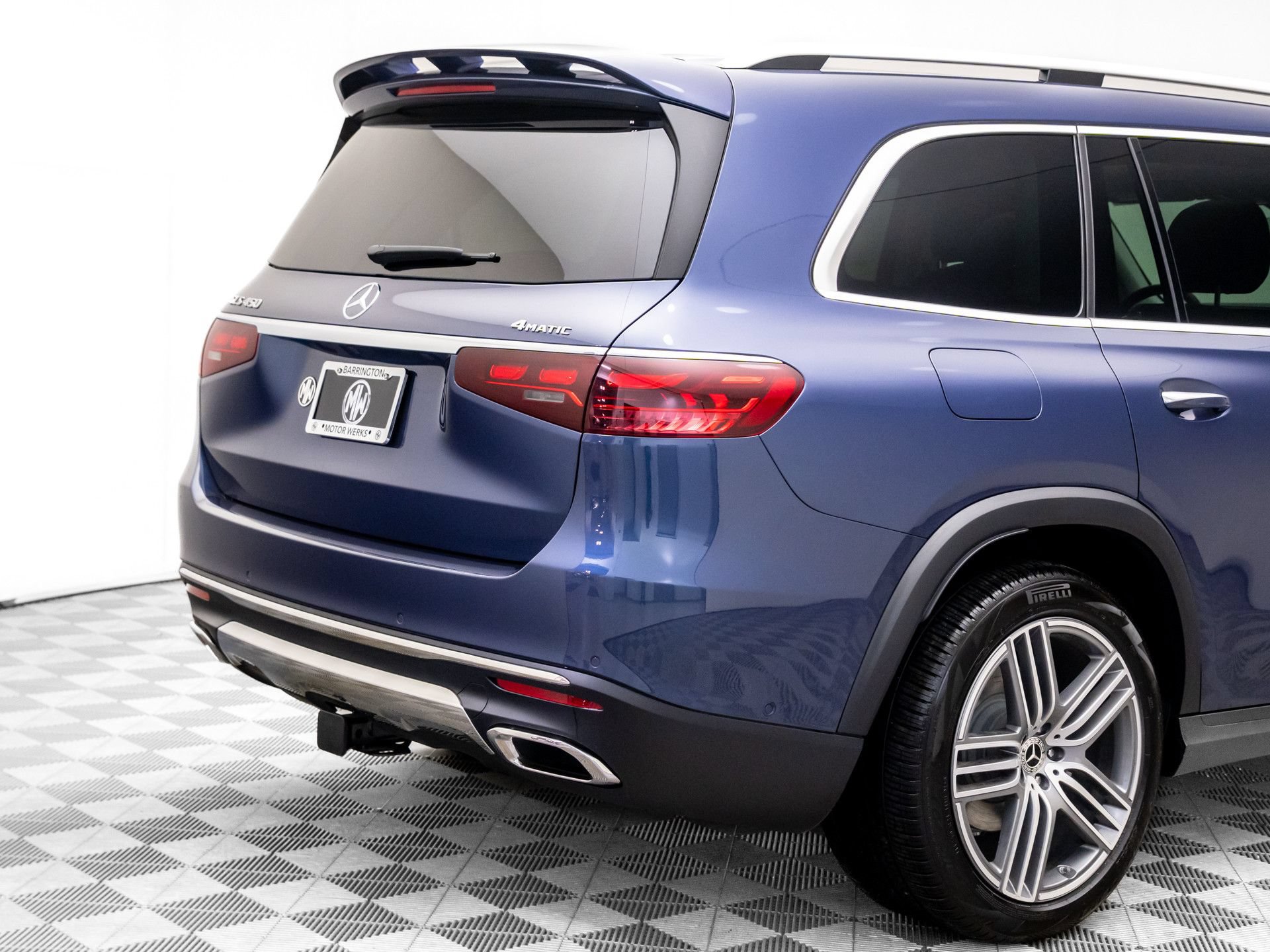 New 2026 Mercedes-Benz GLS 450 4MATIC image 33