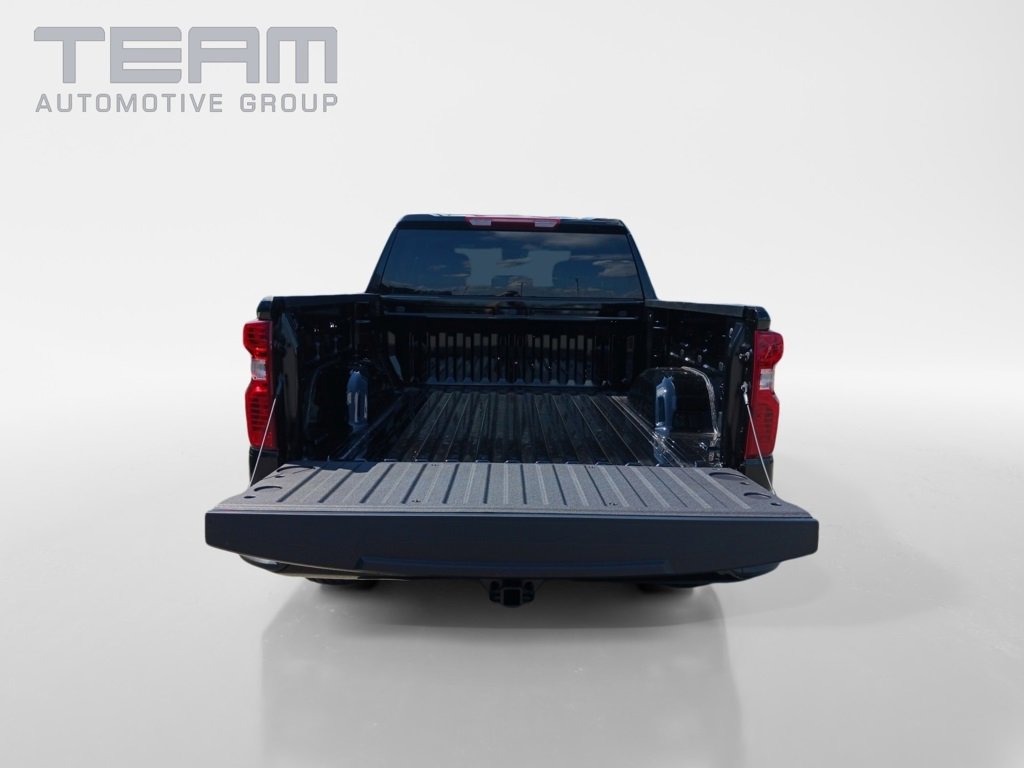 New 2025 Chevrolet Silverado 1500 Custom image 8