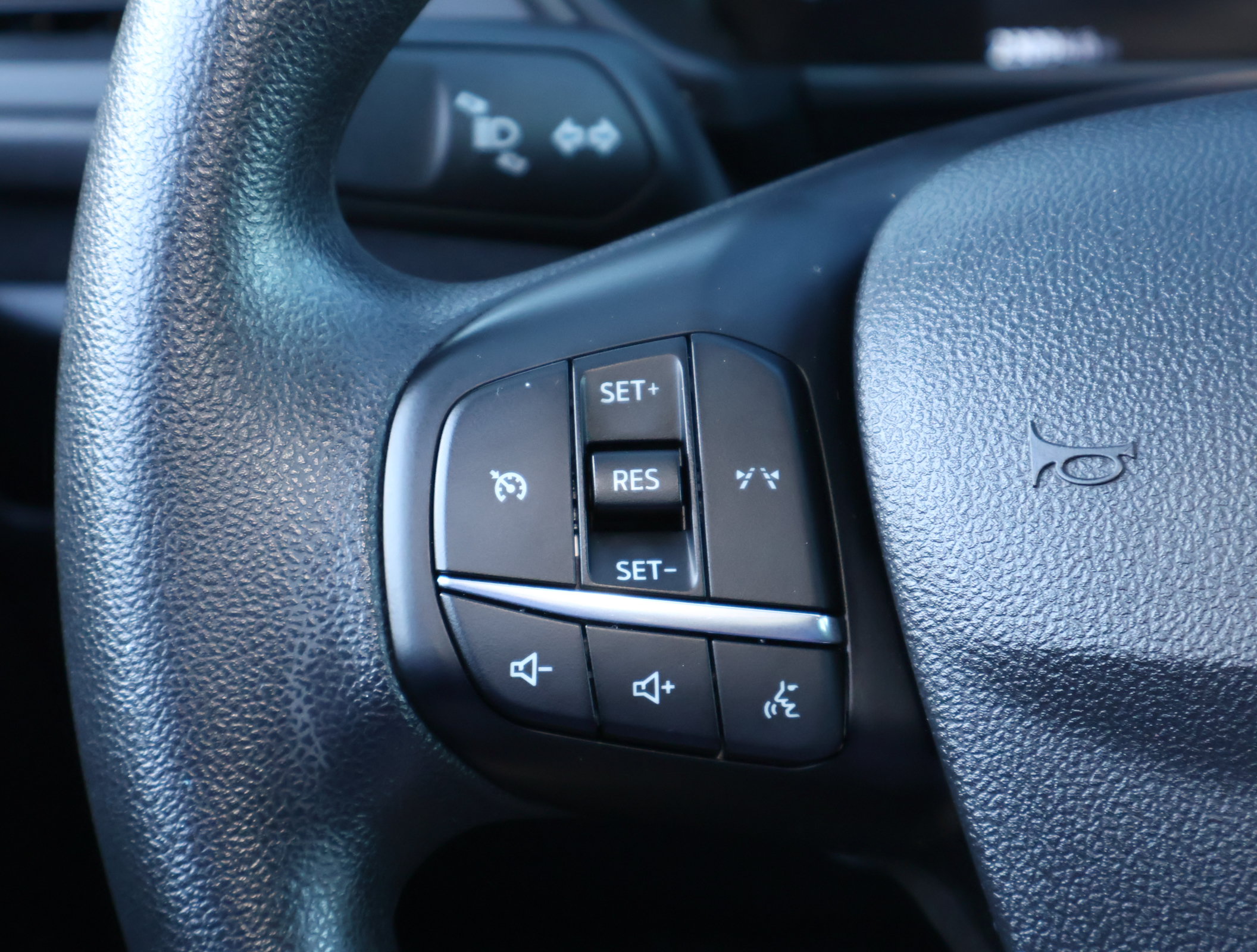 Used 2025 Ford Escape Active FWD image 12
