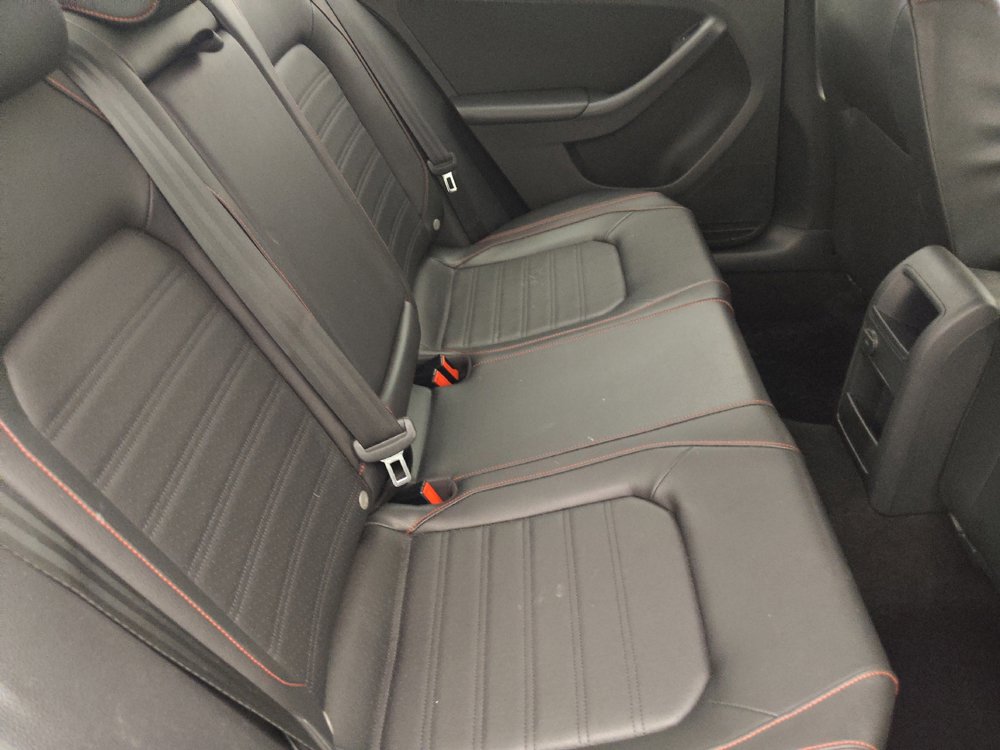 Used 2018 Volkswagen Jetta GLI FWD image 19