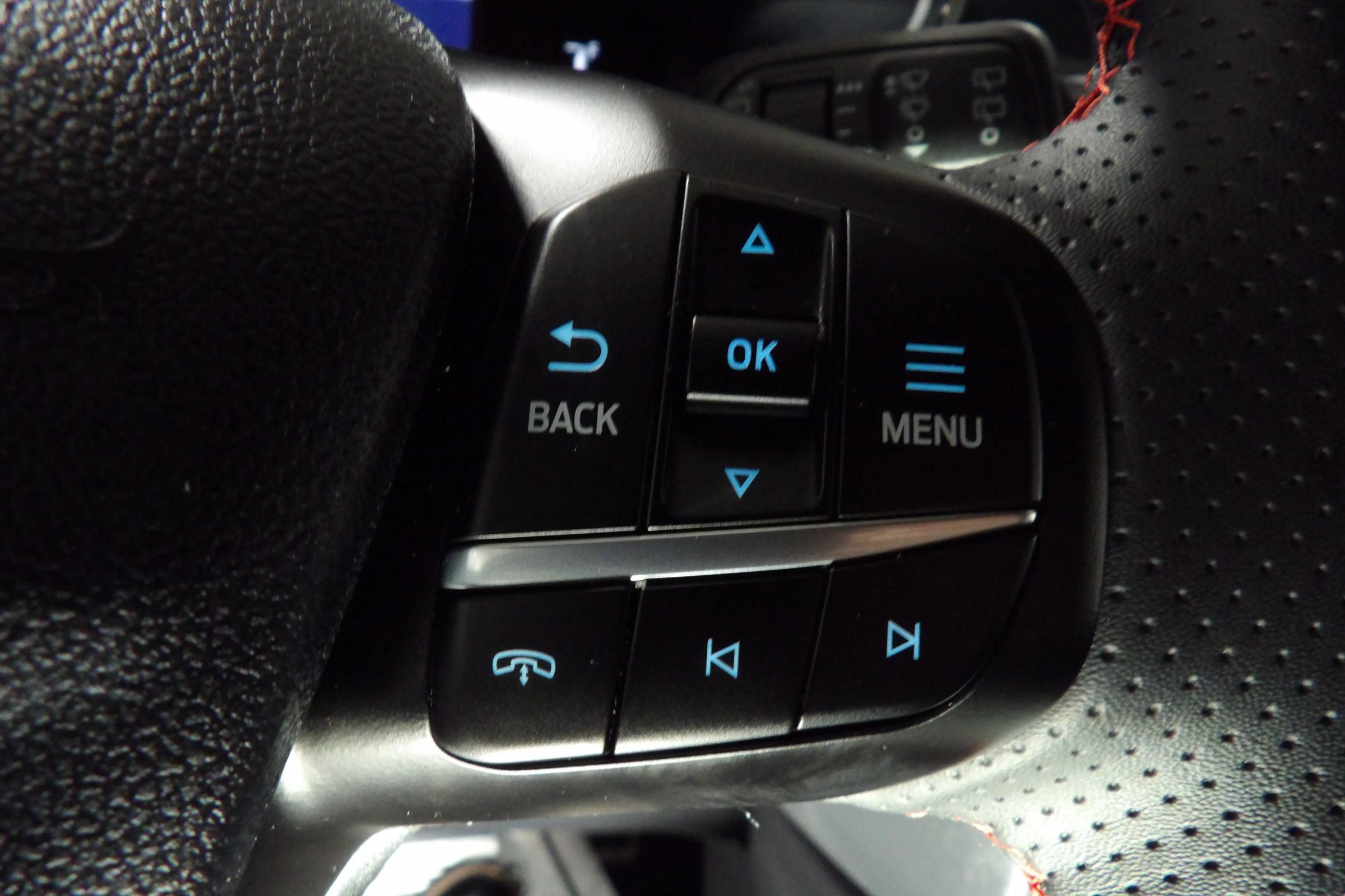 Used 2023 Ford Escape ST-Line AWD/4WD image 17