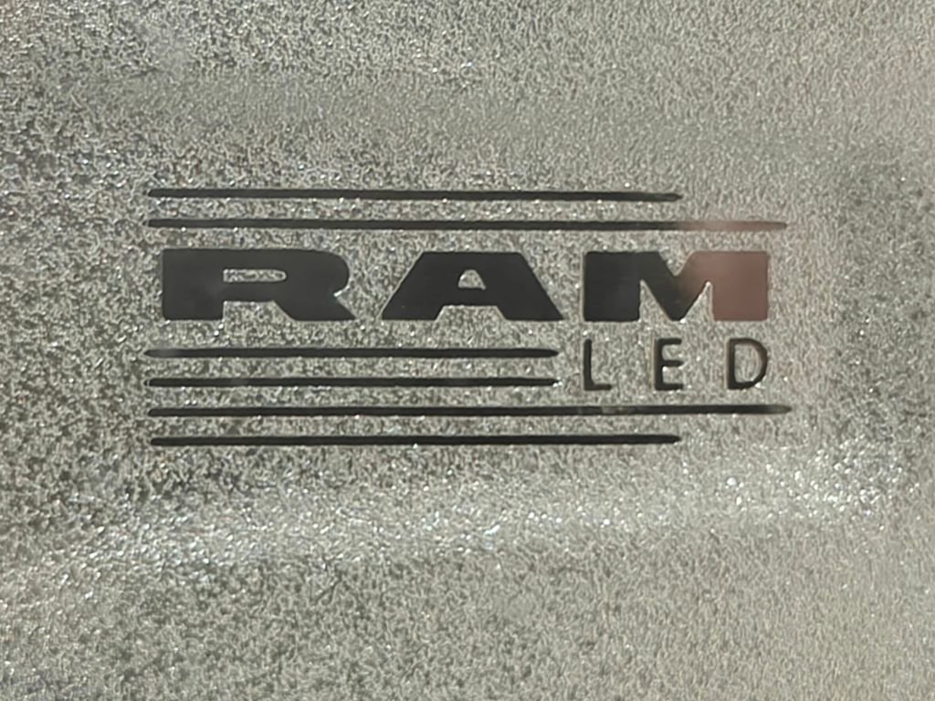 Used 2020 RAM 2500 Laramie AWD/4WD image 11