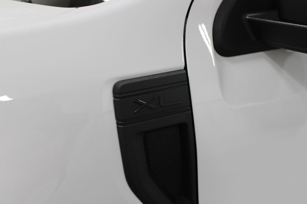 New 2026 Ford Maverick XL w/ Equipment Group 101A image 13