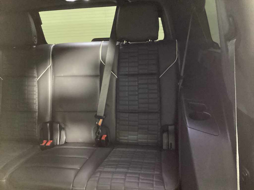 Used 2023 Cadillac Escalade Sport Platinum w/ LPO, ONYX Package AWD/4WD image 15