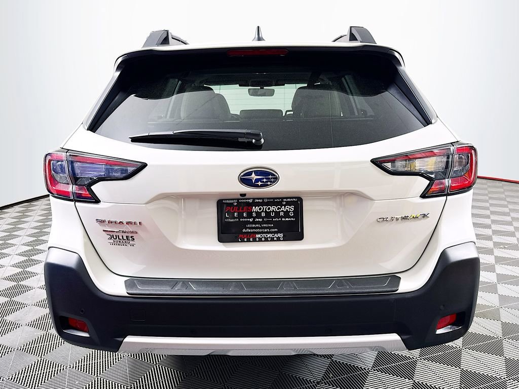 Used 2025 Subaru Outback Limited AWD/4WD image 6