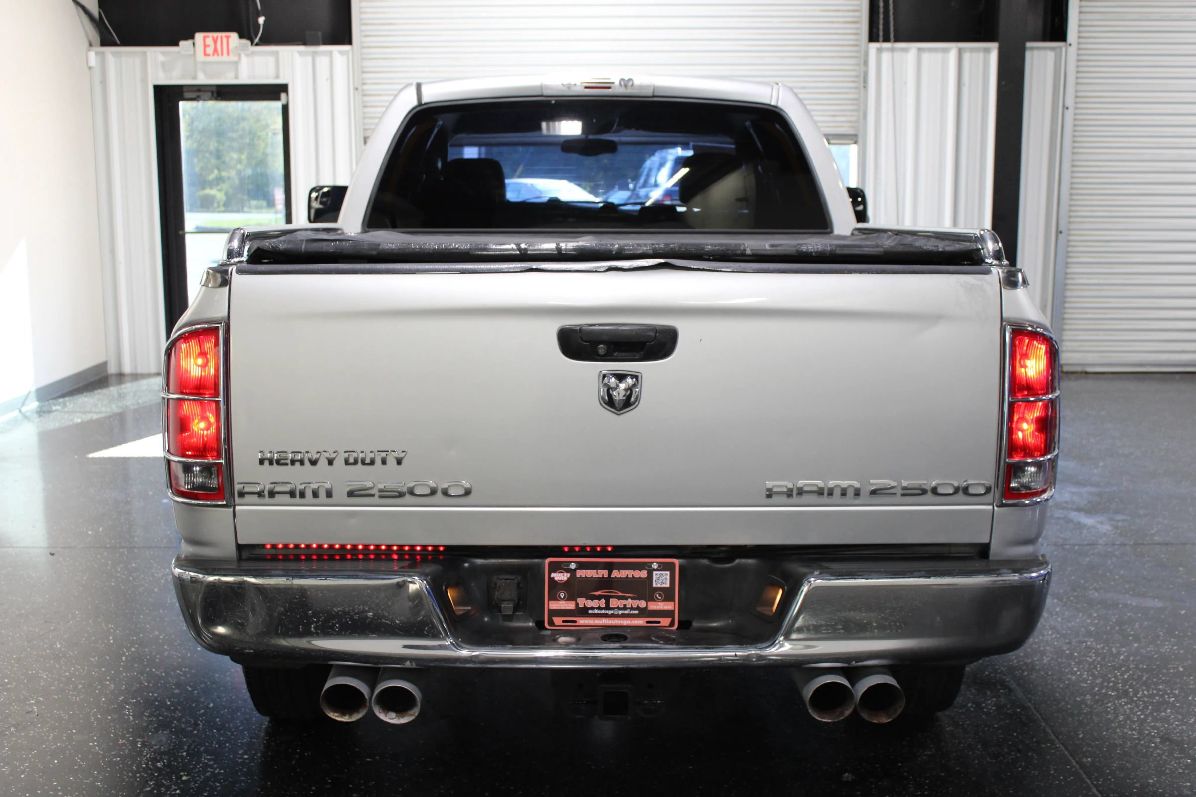 Used 2005 Dodge Ram 2500 Truck SLT RWD image 6