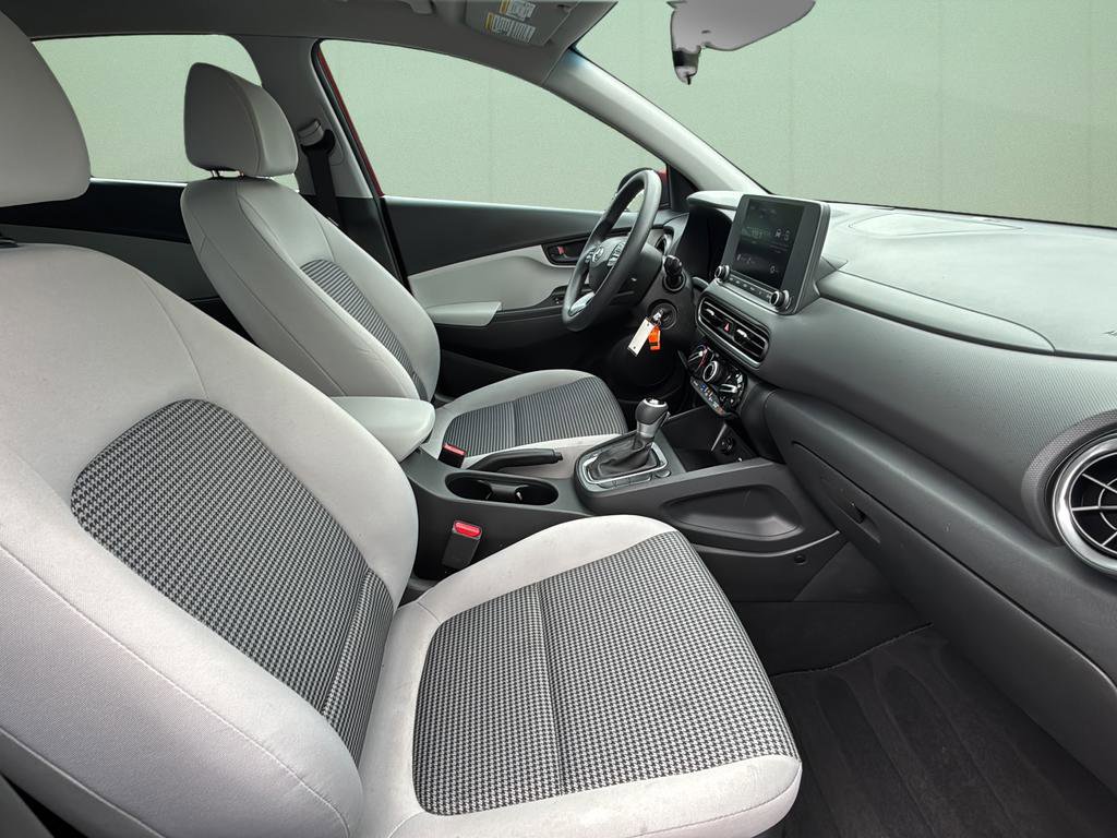 Certified 2023 Hyundai Kona SE FWD image 40